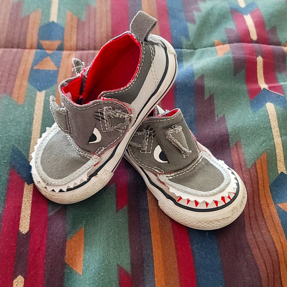 Converse